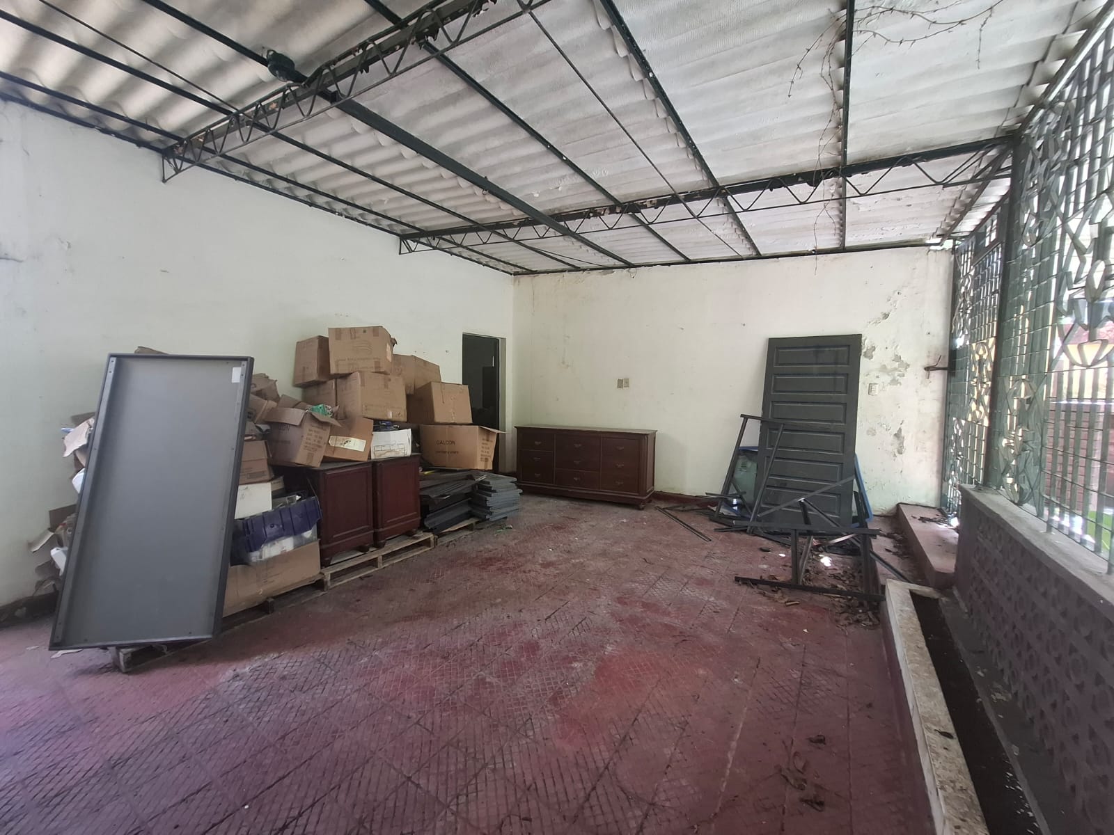 Casa en Venta – Ideal para Inversión o Desarrollo Comercial - LaKasa Inmobiliaria
