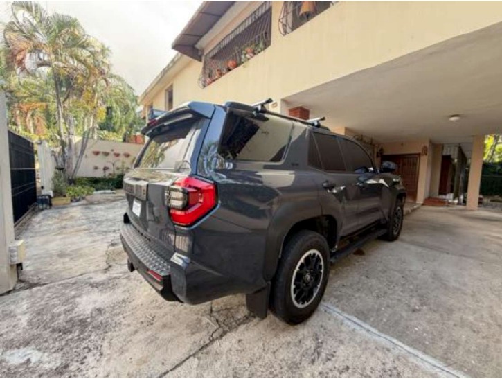 Vendo Casa en Los Cacicazgos