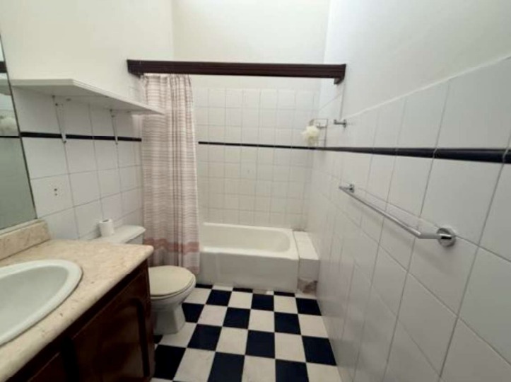 Vendo Casa en Los Cacicazgos