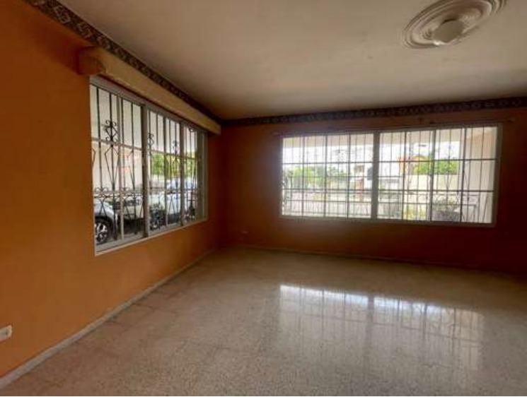 Vendo Casa en Los Cacicazgos