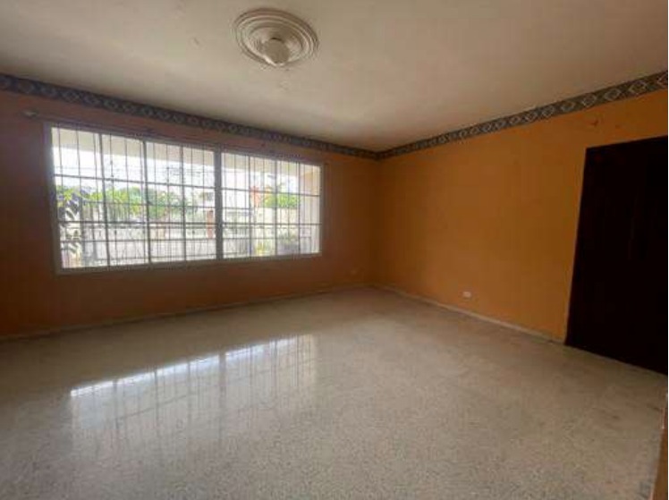 Vendo Casa en Los Cacicazgos