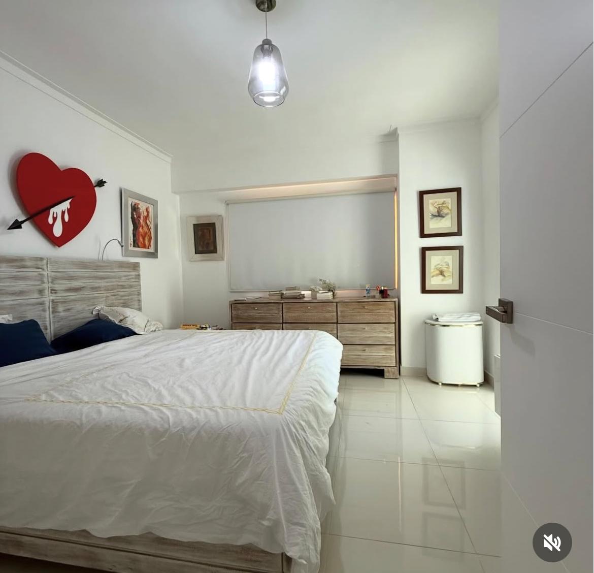 WhatsApp Image 2026-05-27 at 20.33.55 Vendo apartamento en Piantini