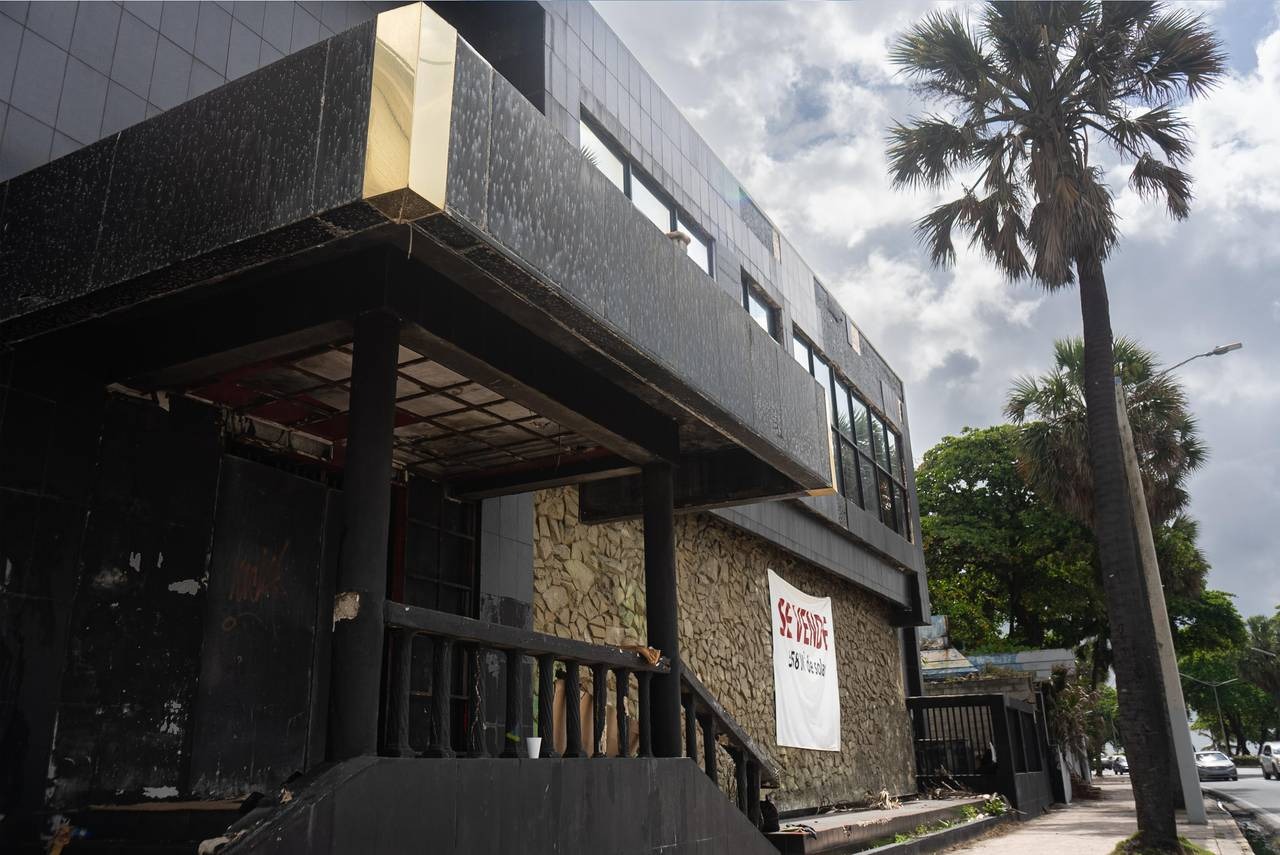 Vendo Local Comercial Frente al Mar en Zona Universitaria - LaKasa Inmobiliaria