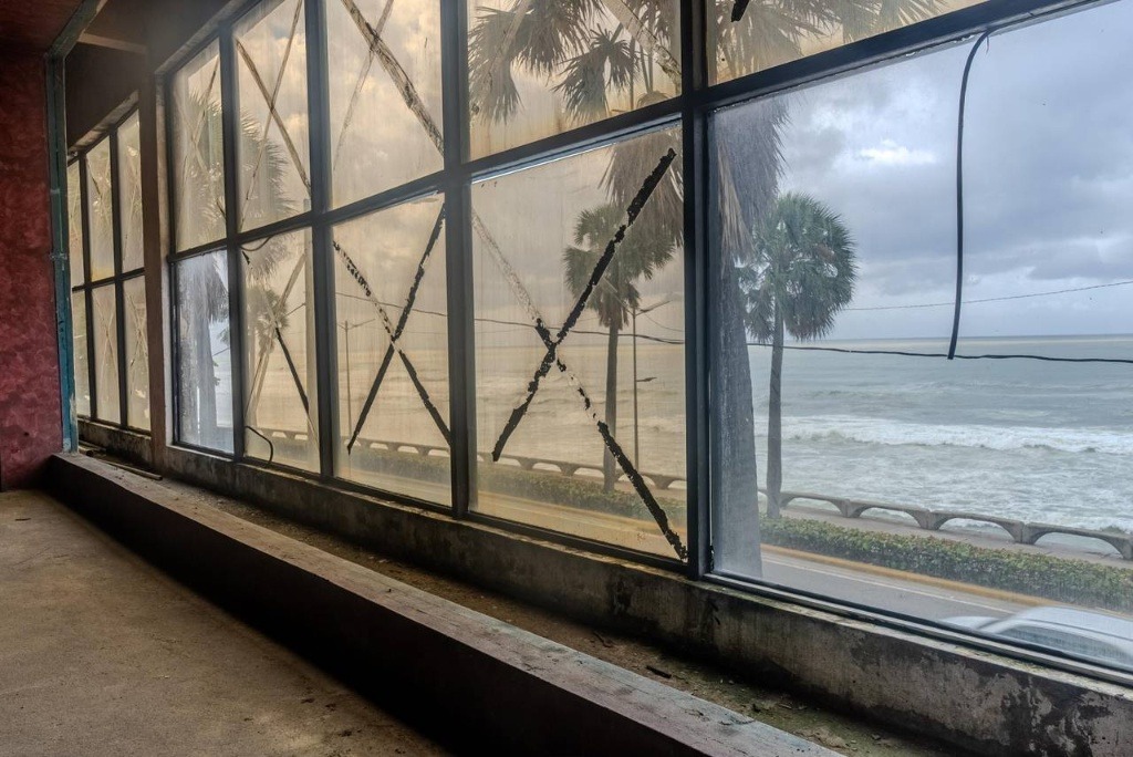 Vendo Local Comercial Frente al Mar en Zona Universitaria