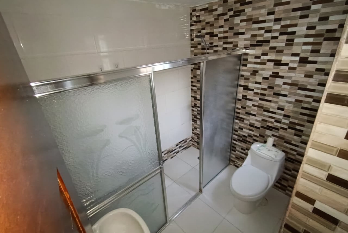 Vendo Casa en Santo Domingo a 5 minutos de Carrefour