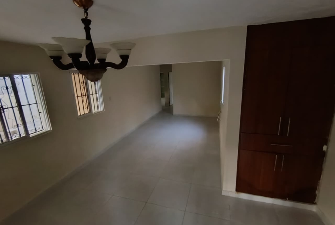 Vendo Casa en Santo Domingo a 5 minutos de Carrefour