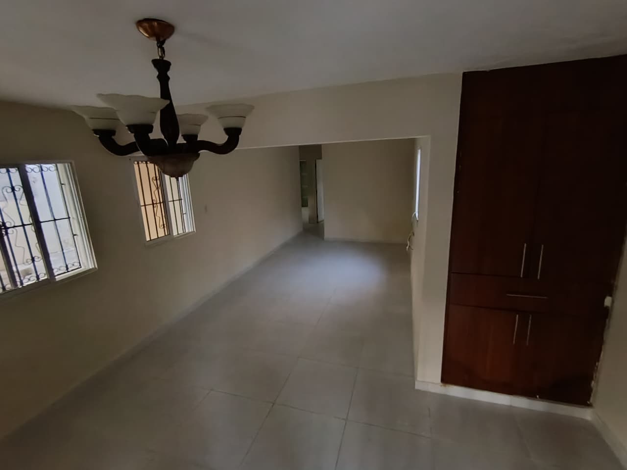 WhatsApp Image 2026-05-29 at 15.23.49 (1) Vendo Casa en Santo Domingo a 5 minutos de Carrefour