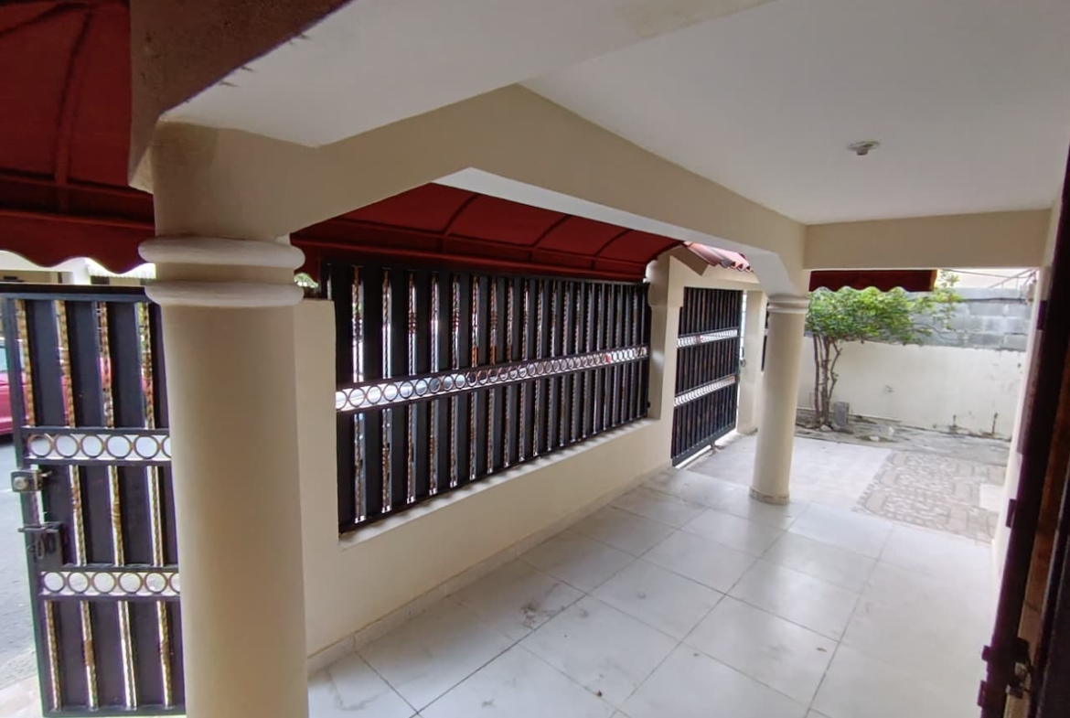 Vendo Casa en Santo Domingo a 5 minutos de Carrefour