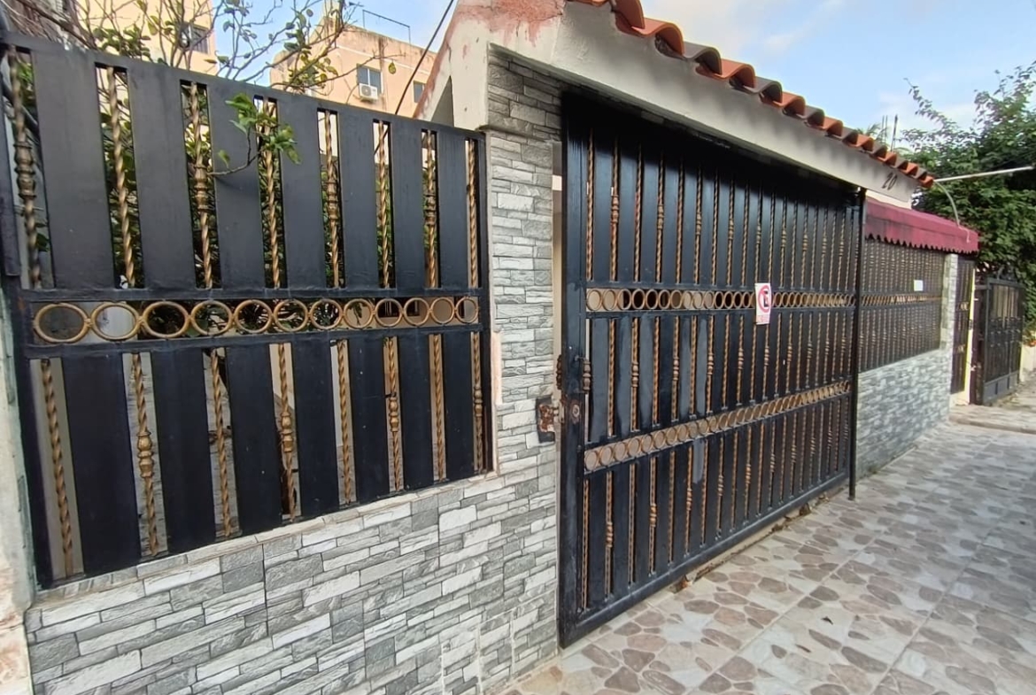 Vendo Casa en Santo Domingo a 5 minutos de Carrefour