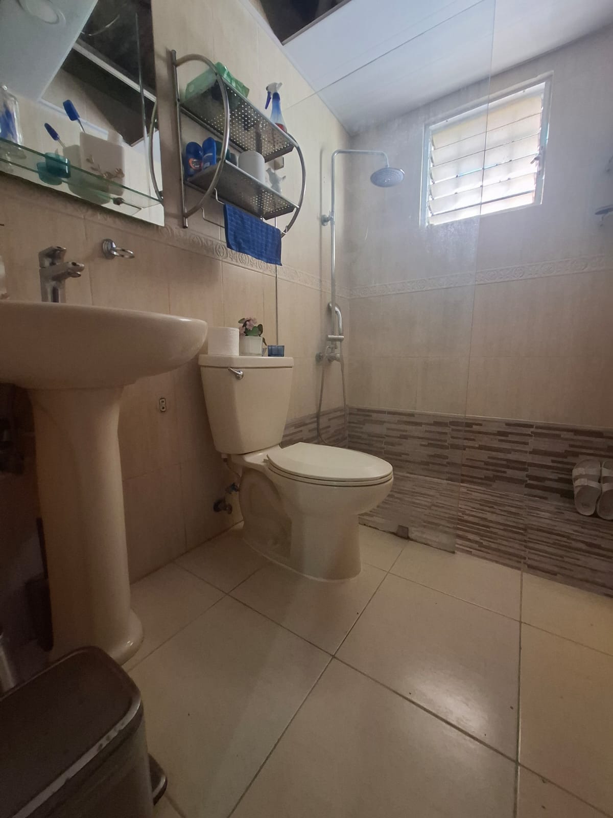 WhatsApp Image 2026-07-03 at 5.09.26 PM (8) Vendo apartamento en El Millón