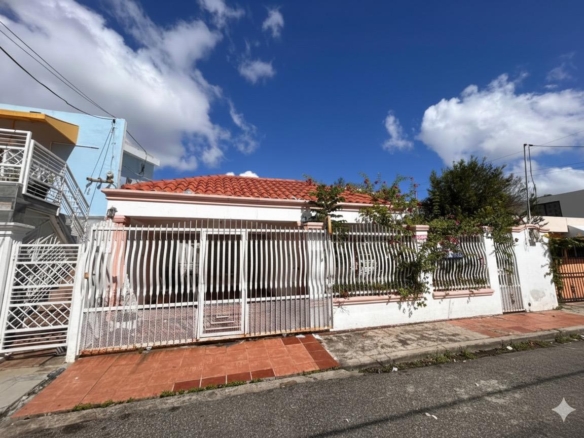 Vendo Casa en Las Praderas