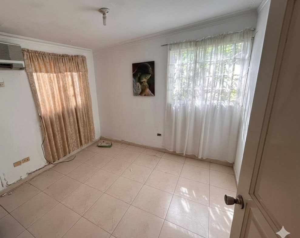 Vendo Casa en Las Praderas