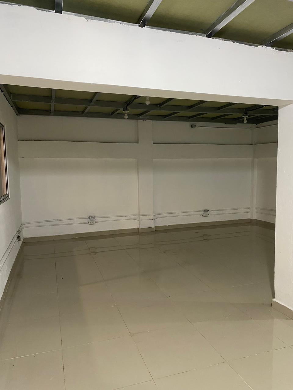 Nave Industrial en Paraíso - LaKasa Inmobiliaria