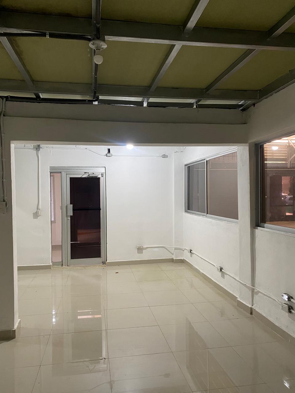 Nave Industrial en Paraíso - LaKasa Inmobiliaria