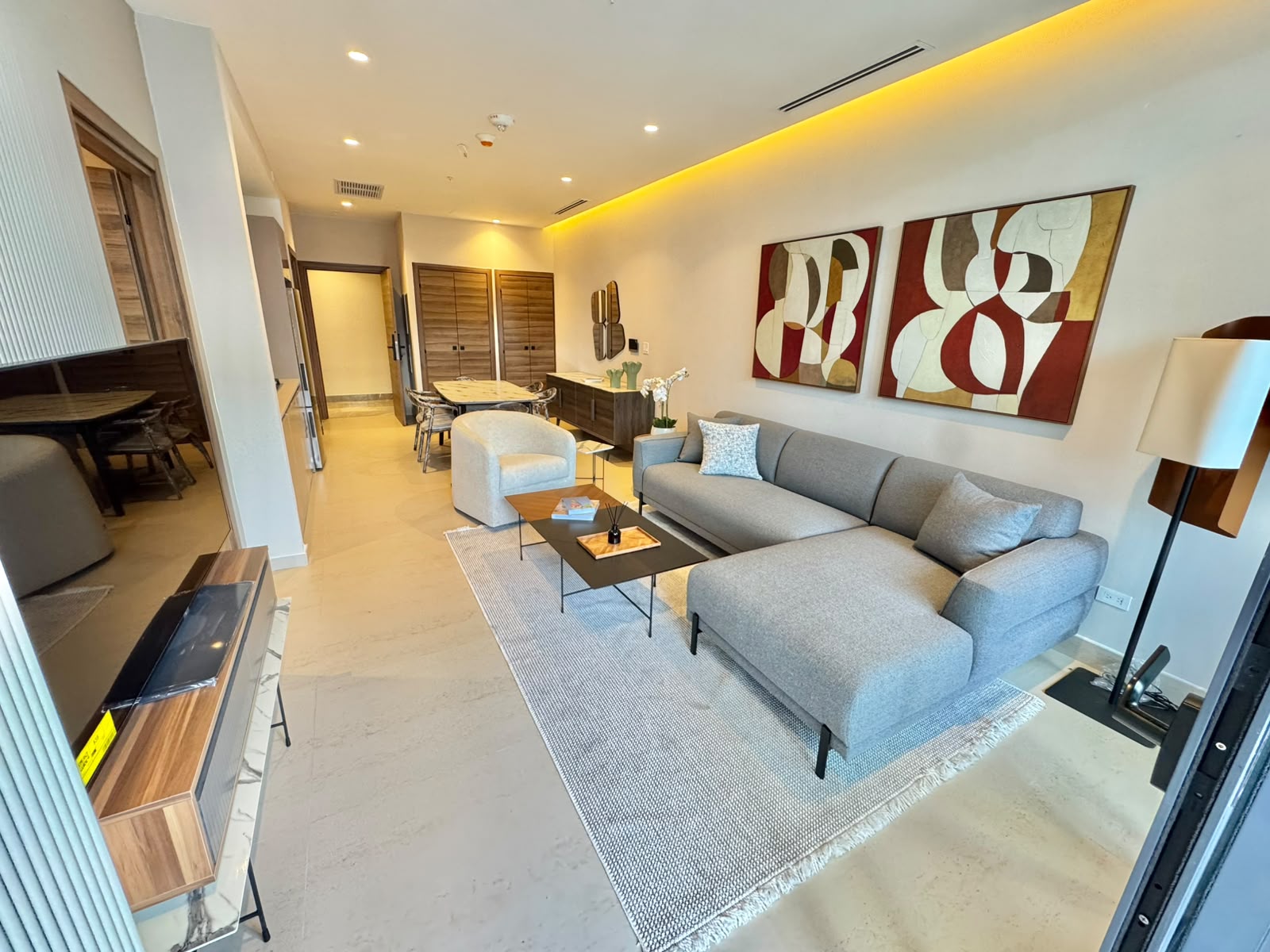 Apartamento en Alquiler Amueblado PIANTINI USD 2,450.00 (Mantenimiento y gas incluidos) - LaKasa Inmobiliaria Apartamento en Alquiler Amueblado PIANTINI USD 2,450.00 (Mantenimiento y gas incluidos) - LaKasa Inmobiliaria