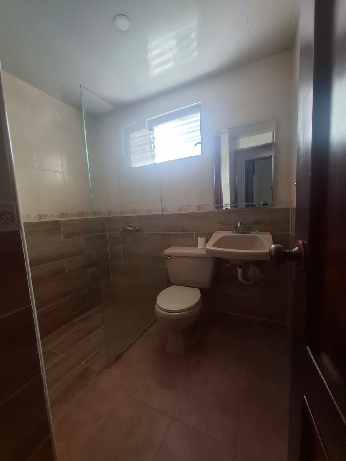 Apartamento en Alquiler – Residencial El Túnel Precio: RD$40,000 mensuales - LaKasa Inmobiliaria