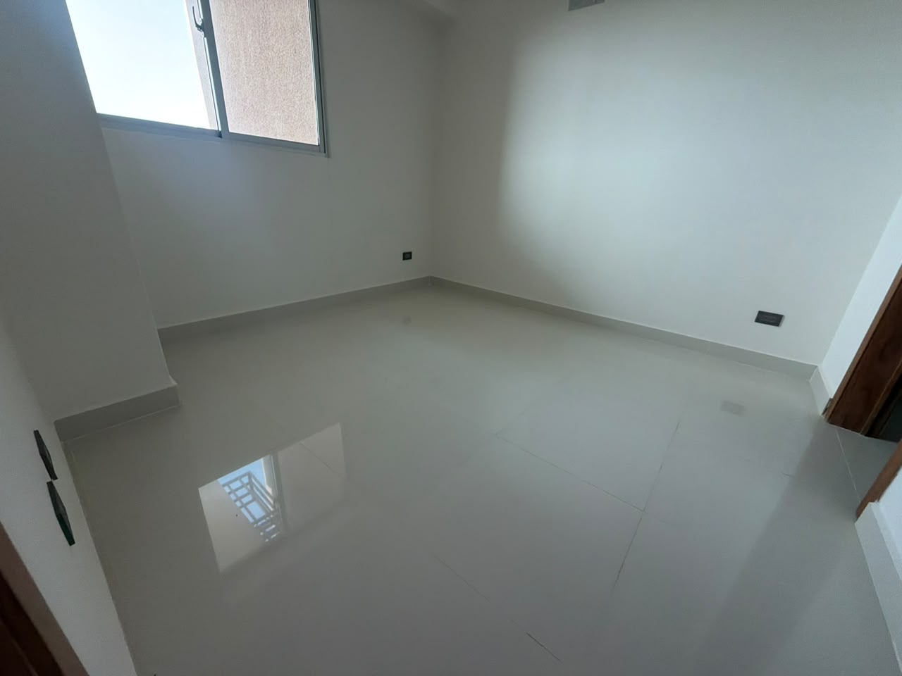 APARTAMENTO EN VENTA – AV. INDEPENDENCIA US$136,000 - LaKasa Inmobiliaria