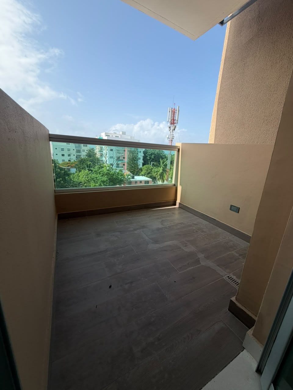 APARTAMENTO EN VENTA – AV. INDEPENDENCIA US$136,000 - LaKasa Inmobiliaria