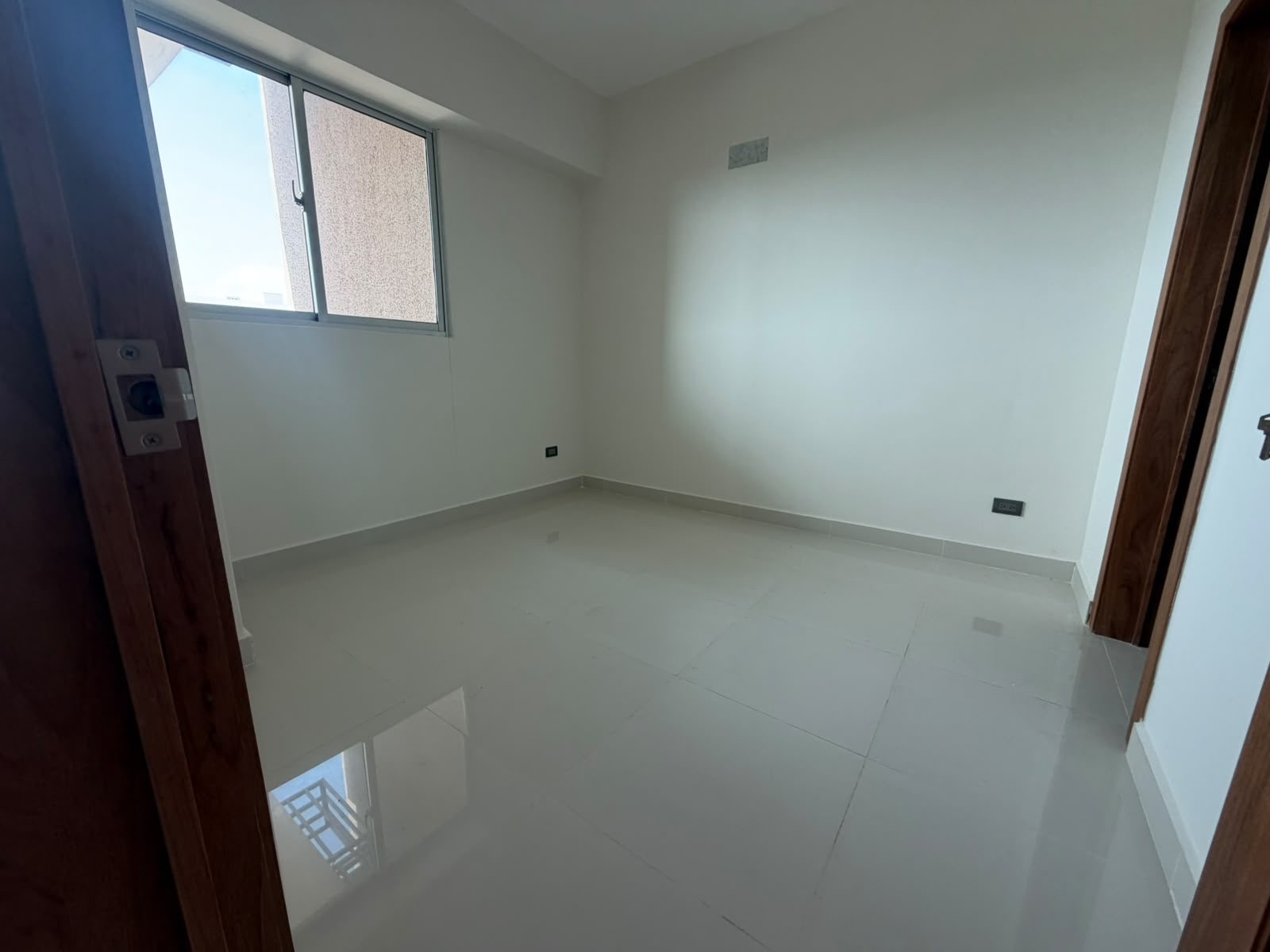 APARTAMENTO EN VENTA – AV. INDEPENDENCIA US$136,000 - LaKasa Inmobiliaria