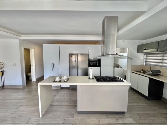 Apartamento en Alquiler Amueblado BELLA VISTA NORTE USD 1,450.00 (Mantenimiento incluido)